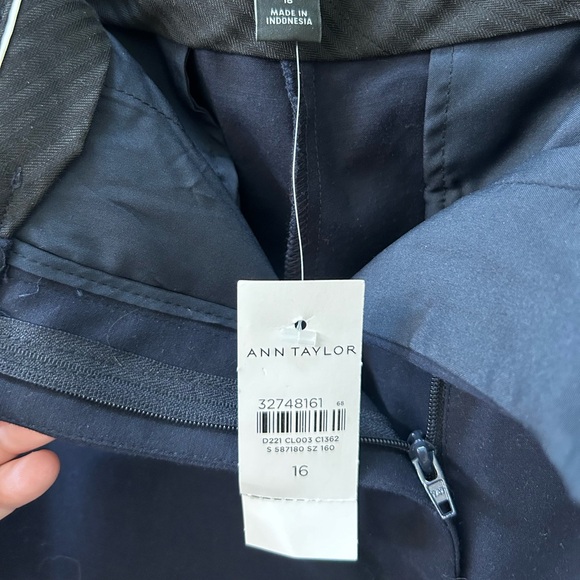 NWT Ann Taylor Navy Blue Dress Pants or Suit Pants in Stretch Cotton - Picture 7 of 7